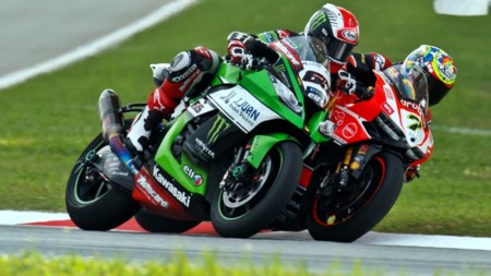 Jonathan Rea Chaz Davies Superbikes Malasia 2015
