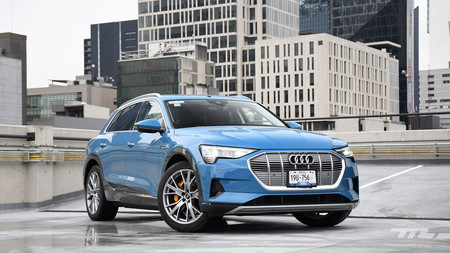 Audi e-tron, a prueba: un gadget gigante en forma de SUV eléctrico (+ video)