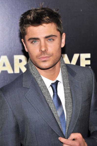 Zac Efron saca un notable alto en estilo. Repasamos sus looks de esta semana