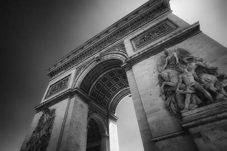 Tiffany & Co patrocinará la restauración del Arco de Triunfo de París