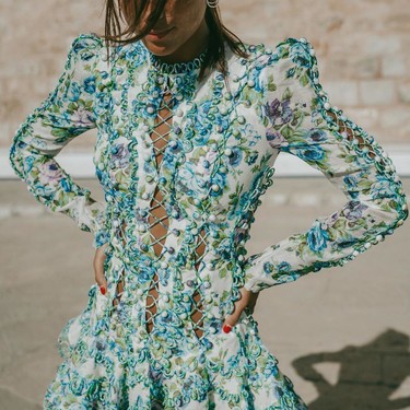 Los mini vestidos más mini que veremos esta temporada (y que desearíamos tener ya mismo en nuestro armario) 