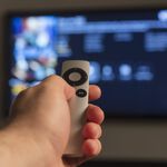 Apple TV tiene escondidos más de 400 canales gratis, solo tienes que seguir estos pasos 