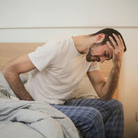 Por qué dormimos mal es uno de los grandes retos a resolver por la ciencia. Y el intestino acumula cada vez más sospechas