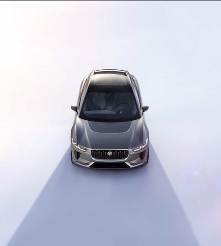 Jaguar I-Pace La Studio Exterior 02