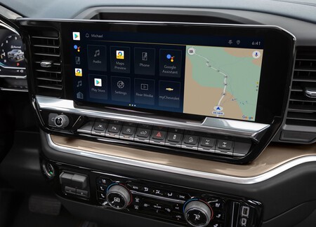 Chevrolet Silverado 2022 1600 10