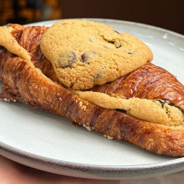 Nadie habla de esta panadería en CDMX que prepara la famosa "crookie", una  mezcla de galleta y croissant que hará vibrar a tu paladar