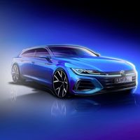 El Volkswagen Arteon revela un teaser de su primer facelift y la prometida versión Shooting Brake