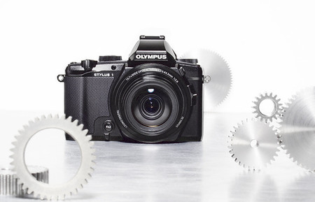 Olympus STYLUS 1, toda la información de la nueva compacta premium de Olympus