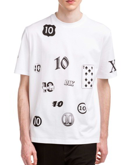 10 años en Lanvin y Lucas Ossendrijver celebra con una colección a blanco y negro