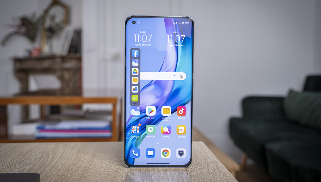 {Disarmed} Multitasking taken to the next level this is how you can