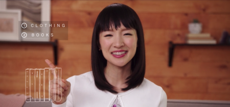 Cazadores de fakes: no, Marie Kondo nunca ha dicho que debas tener solo 30 libros en casa