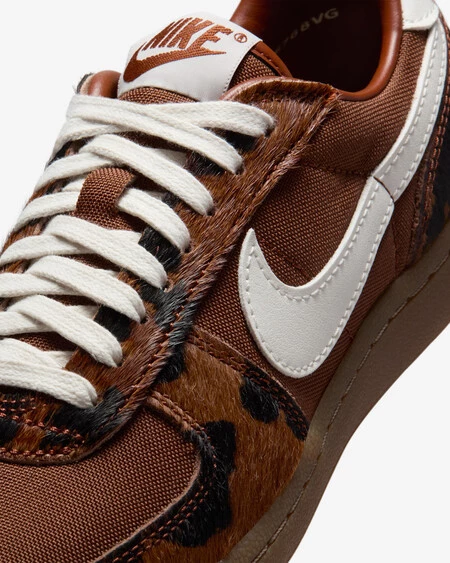 Wmns Nike Field General