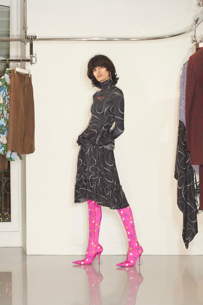 00044 Balenciaga Vogue Pre Fall 2018 Pr