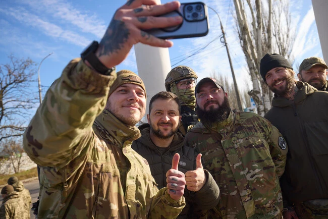 President Of Ukraine Presented State Awards To The Ukrainian Servicemen Who Liberated The Kherson Region 52501190892