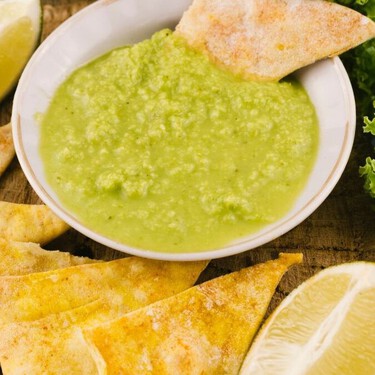 Cómo preparar 3 salsas mexicanas usando chile verde que no pueden faltar en la noche del 15 de septiembre