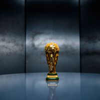 Tener una réplica del trofeo de la Copa Mundial está guay, pero mejor montarla tú mismo con este set LEGO que ya puedes reservar