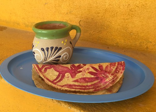 Probamos las tortillas ceremoniales de las cocineras tradicionales de Guanajuato
