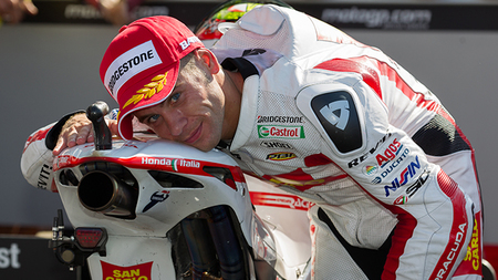 Álvaro Bautista continuará con Gresini en MotoGP buscando mejorar lo presente