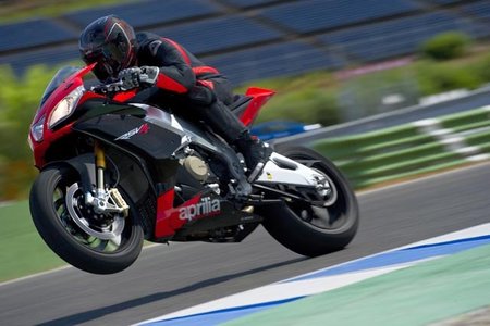 Aprilia RSV4 APRC