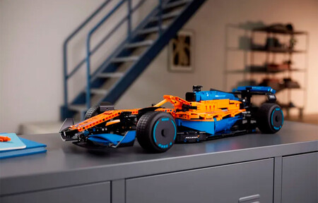 LEGO Technic lanza el McLaren Fórmula 1 para los amantes del mundo motor