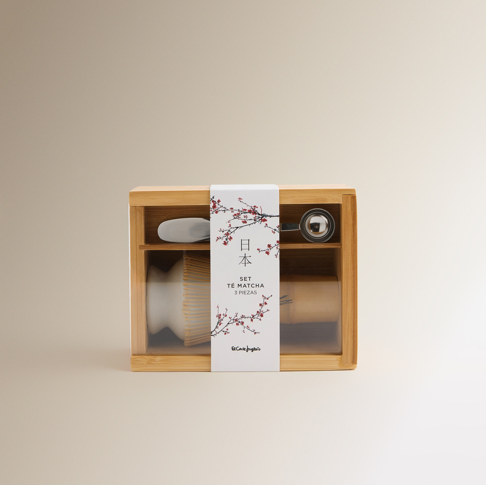 El Corte Inglés
Set de té matcha con soporte de cerámica