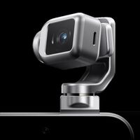 Si el futuro era esto, quiero verlo: las cámaras quieren cobrar vida fuera de los móviles mediante un brazo robótico