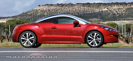 Peugeot RCZ 2013 lateral