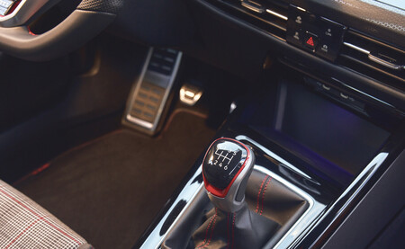 Volkswagen Golf GTI cambio manual