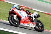 Superbikes San Marino 2011: Carlos Checa se impone a Max Biaggi en la primera carrera