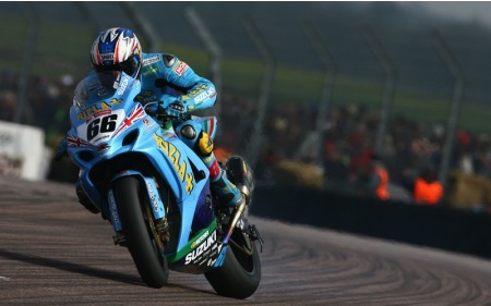Tom Sykes con Yamaha al WSBK en 2009
