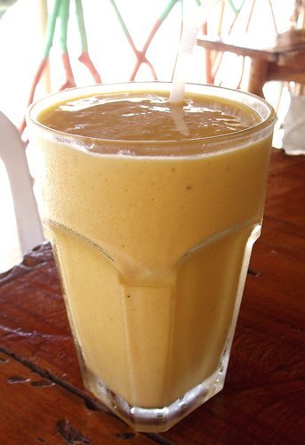 ¿Complementos proteicos? Apunta esta receta casera de batido de proteínas