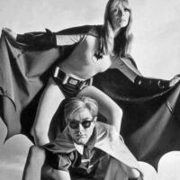 62 años de 'Batman Drácula', la película ilegal de Andy Warhol que abrió la veda para que todos plagiaran al superhéroe de DC