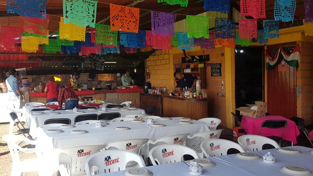 Así será la gran noche mexicana en la Cabaña del Compadre: buffet y música en vivo por $499
