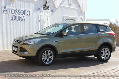 Ford Kuga 2013, toma de contacto