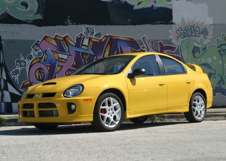 Dodge Neon SRT-4: el estadounidense que quería ser un tuner japonés