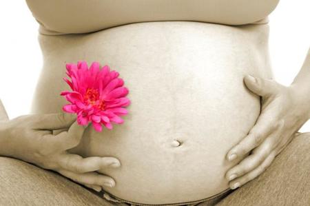 Pequeñas hemorragias vaginales al final del embarazo