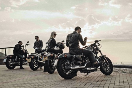 ¿Te gustan las motos custom? Pues no te pierdas la semana que viene la Dark Custom Experience