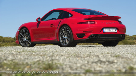 Todos los Porsche 911 inferiores al GT3 serán turbo
