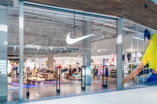 Zapatillas Air Force 1, chaquetas y más: Nike comienza a vaciar todo el stock de fin de temporada con una liquidación en su outlet