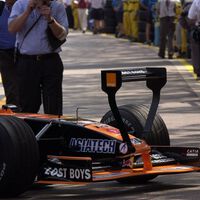 En 2001 un F1 apareció con un alerón gigantesco completamente legal en el morro que podía cambiarlo todo. Fue baneado automáticamente