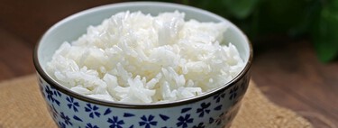 El sorprendente ingrediente secreto que hace que mejore muchísimo el arroz blanco
