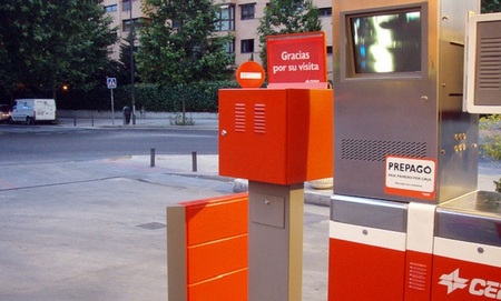 El litro de gasolina se acerca de nuevo a los 1,5 euros