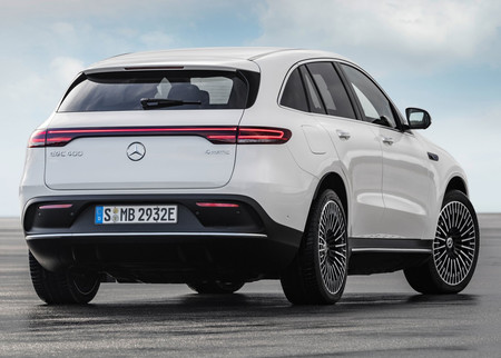 Mercedes Benz Eqc 26