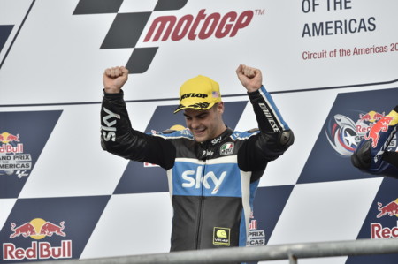 Romano Fenati encuentra sitio tras su expulsión, ficha por el Ongetta para volver en 2017