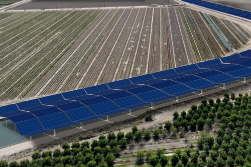 Painel Solares nos Estados Unidos. Imagem: Solar AquaGrid