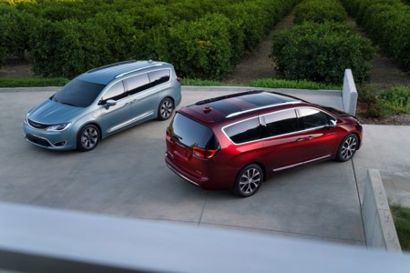 Chrysler Pacifica 2017 17