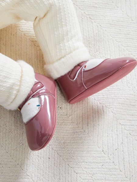 Armario Capsula Bebe Zapatos1