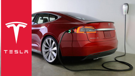Los inversores piden a Apple que compre Tesla