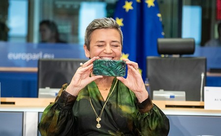 La Comisión Europea lanza una investigación sobre el Internet de las Cosas que afecta de lleno a Siri, Alexa y otros