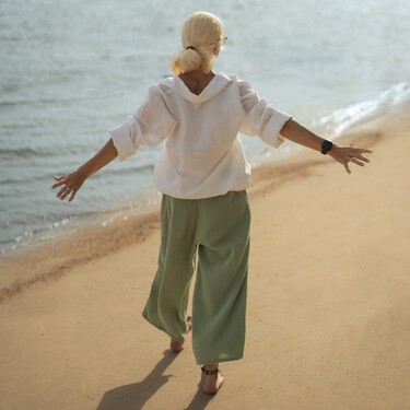 Este es el ejercicio estrella en la playa para mayores de 60, y sorprende porque no se trata de nadar ni de caminar